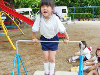 ボール遊び