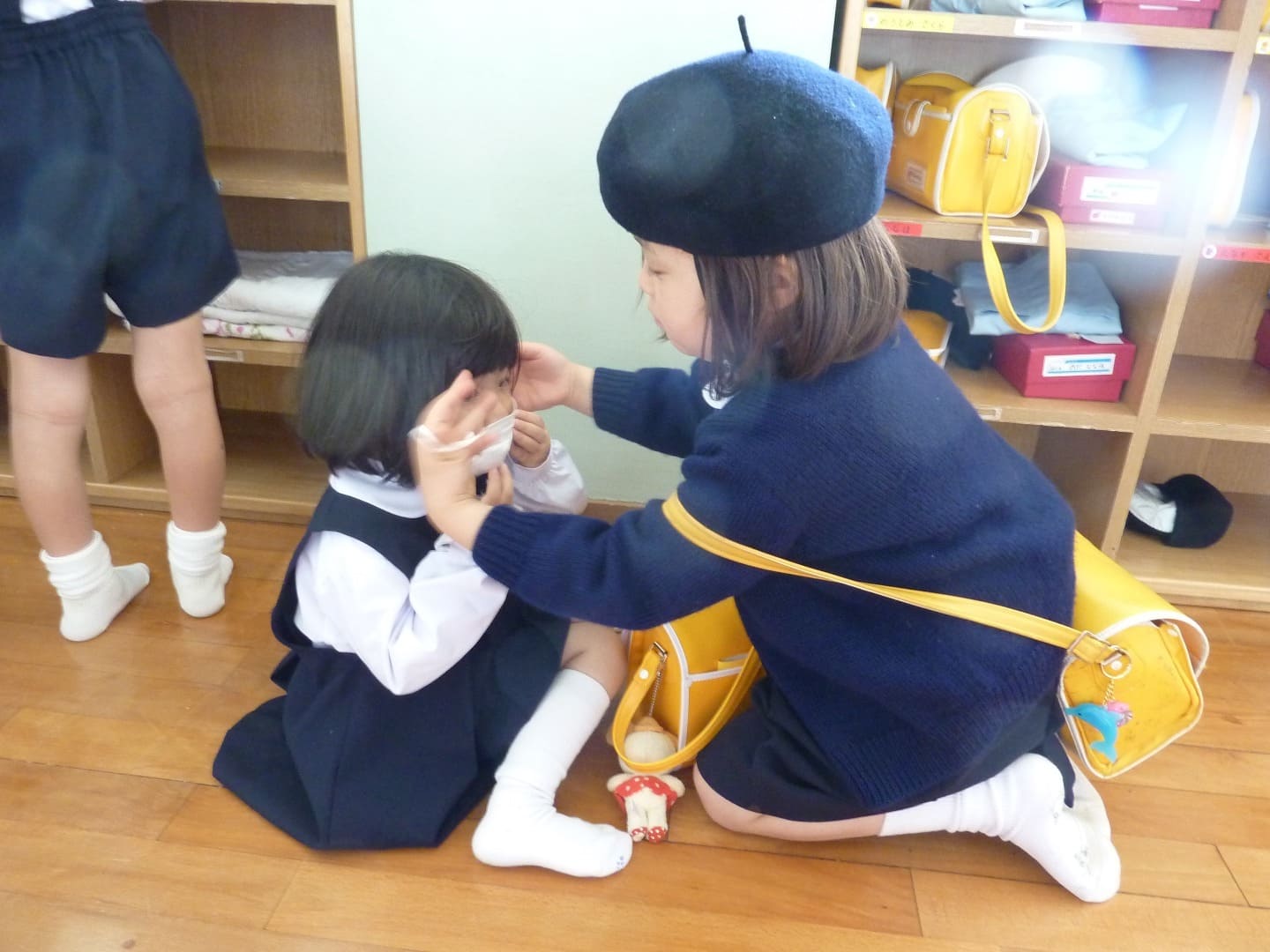 ボール遊び