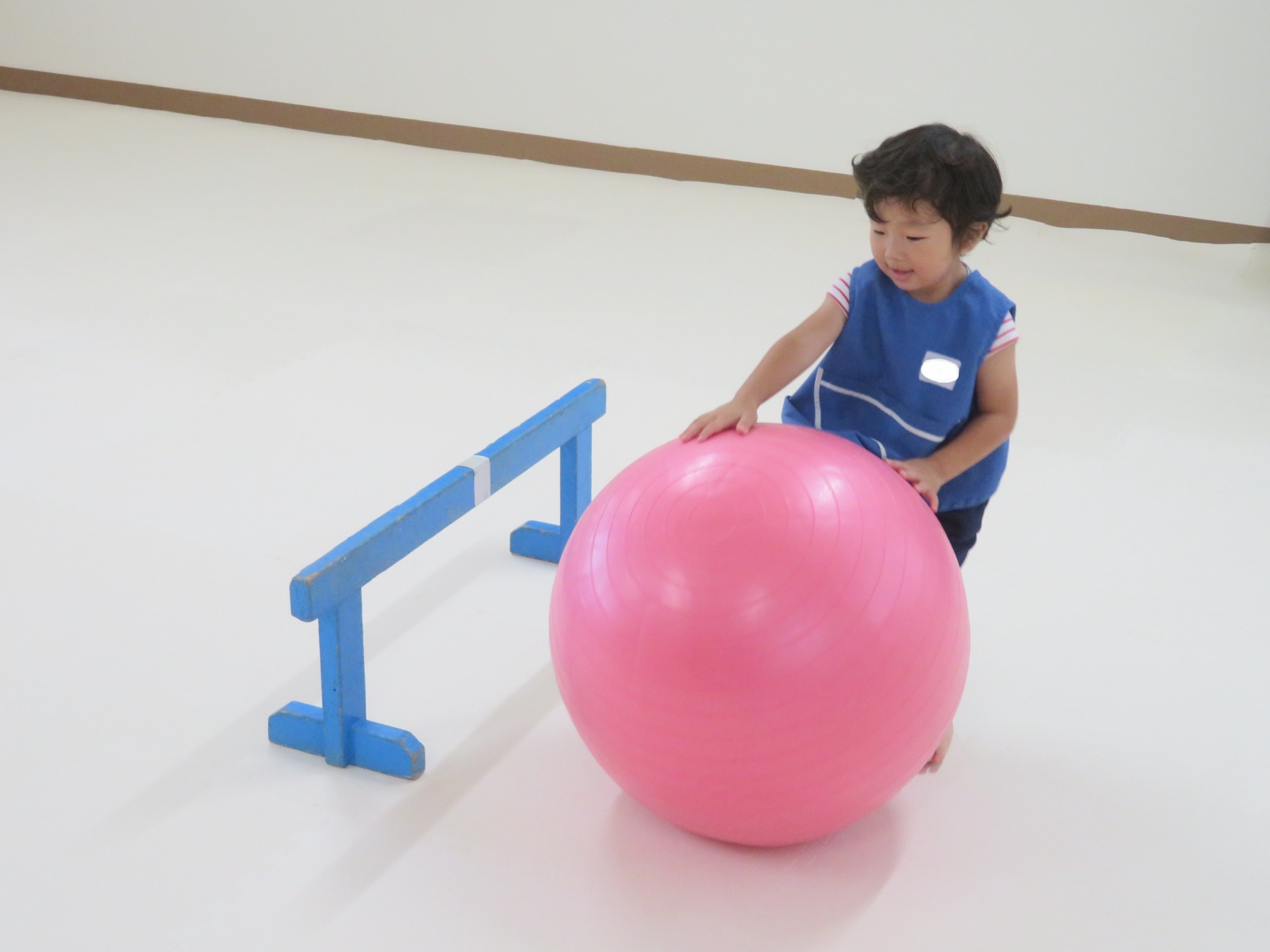 ボール遊び